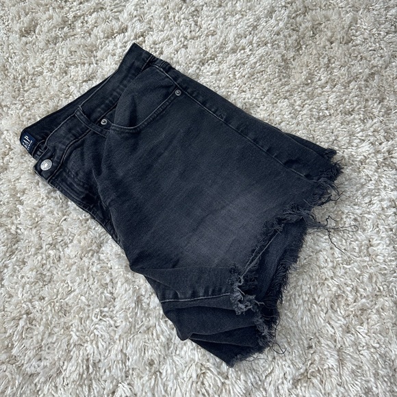 Gap Black Denim Shorts - Picture 7 of 8
